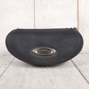 Oakley Vault Unisex Sunglasses Hard Case Soft Pouch Black USED FREE SHIPPING
